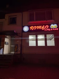 Romeo Cafe&Bar logo
