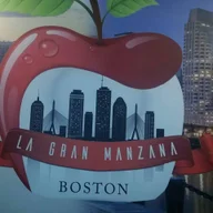 La Gran Manzana logo