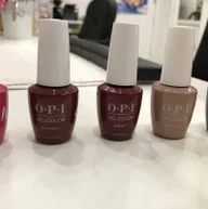 sisters Nails logo