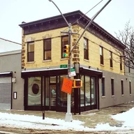 Brooklyn Roots Veterinary Hospital logo