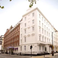 Premier Inn London Victoria logo