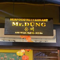 Mr.Dũng Seafood Restaurant - 용 씨 logo
