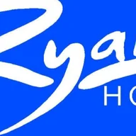 Ryan's Hotel logo
