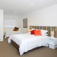 Thirroul Beach Motel logo