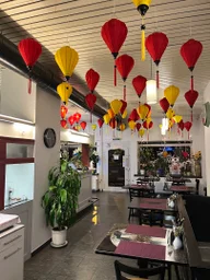 Happy Wok logo
