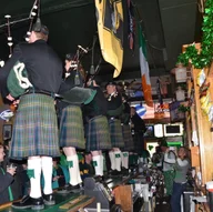 O'Neil's on Wells logo