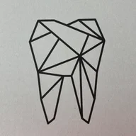 dentiqe Zahnarztpraxis – Salma Iskandar logo