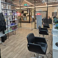 Leigh Hair & Beauty Salon logo