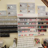 Coco Young Nail Salon logo
