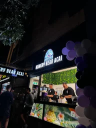 Hungry Bear Açai logo