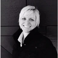 Dr Siri Harrison logo