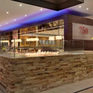 750 Restaurant and Bar logo