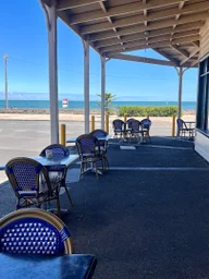 Fifi's By The Beach logo