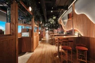 Clays, Canary Wharf logo