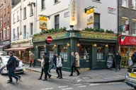 Coach & Horses logo