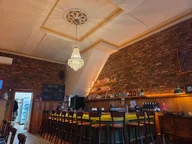 Bear's Wine Bar logo