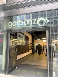 Garbanzos Falafel & Salad Bar (Moorgate) logo