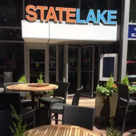 State and Lake Chicago Tavern logo