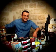 Les Domaines Qui Montent logo