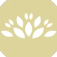 Spray Tanned by Kylie Hunt logo