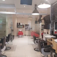 Alpha Unisex Hair and Beauty Salon logo