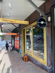 Ivory Thai ( Waverton ) logo